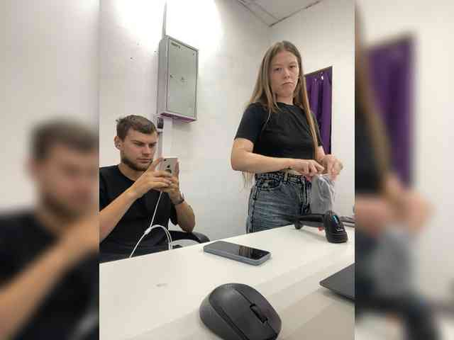 -SweetCouple-1 webcam