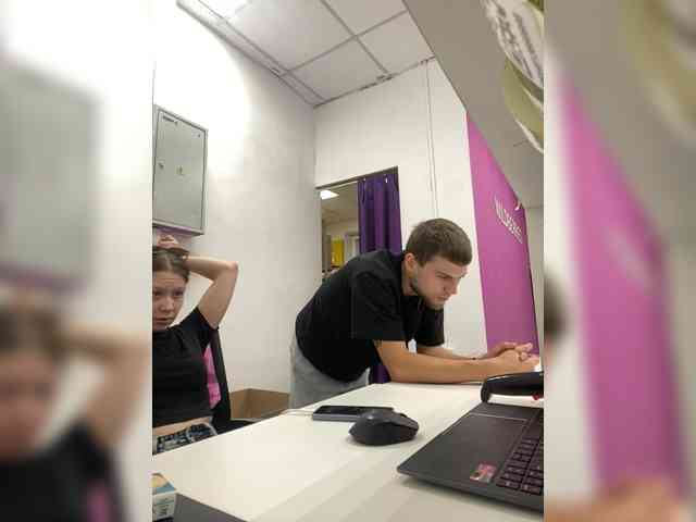 -SweetCouple-1 webcam