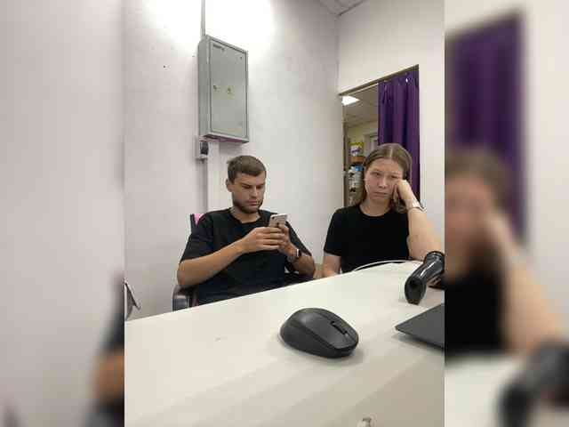 -SweetCouple-1 webcam