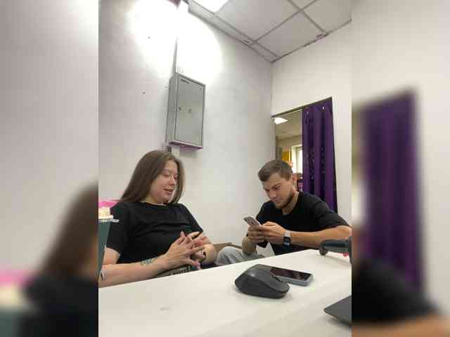-SweetCouple-1 webcam
