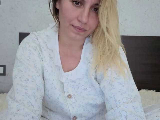 Abby666 live cam on BongaCams