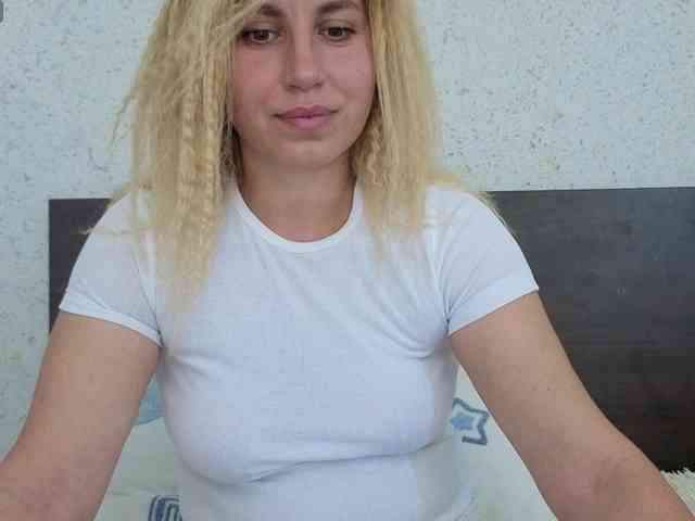 Abby666 Live Webcam on BongaCams