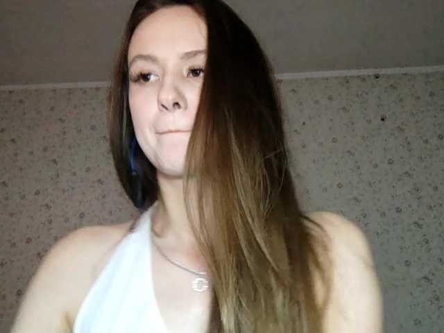 LeanaLomino live cam on BongaCams
