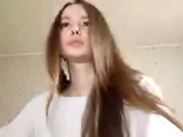 LeanaLomino live cam on BongaCams