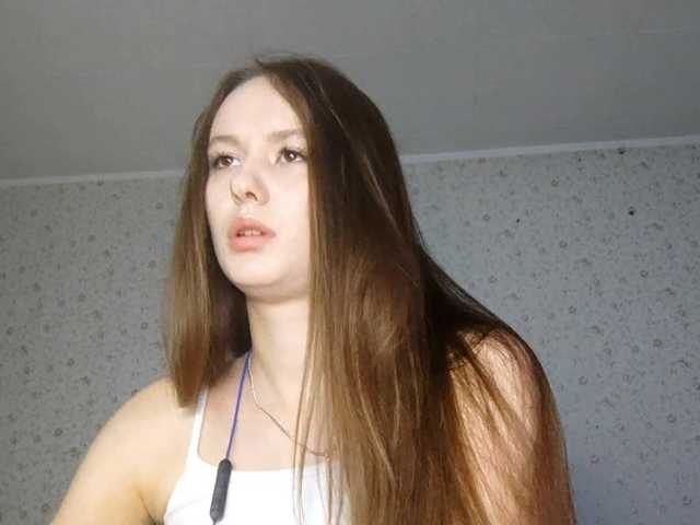 LeanaLomino live cam on BongaCams