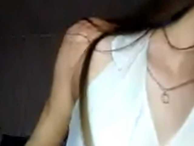 LeanaLomino live cam on BongaCams