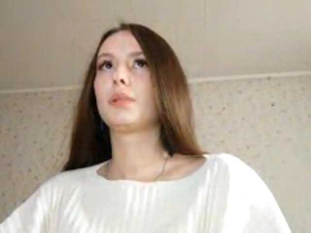 LeanaLomino live cam on BongaCams