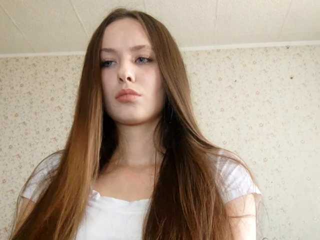 LeanaLomino live cam on BongaCams