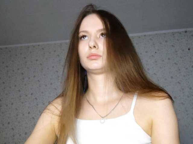 LeanaLomino live cam on BongaCams