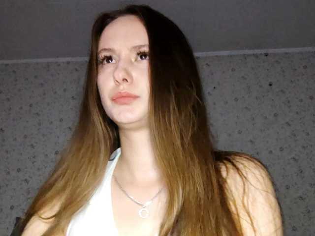 LeanaLomino live cam on BongaCams