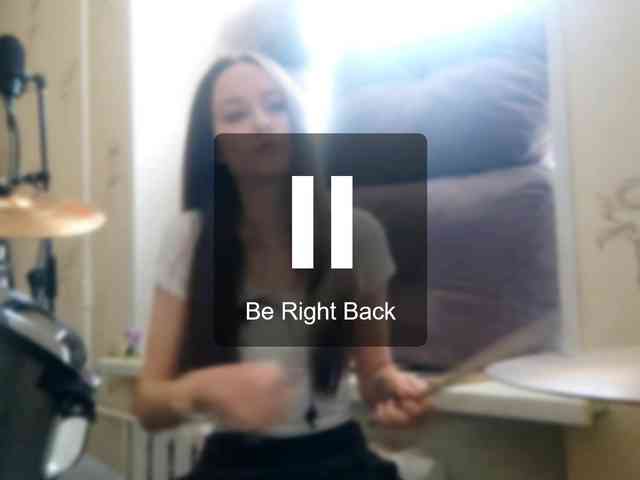 LeanaLomino webcam