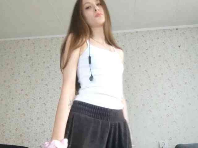 LeanaLomino webcam