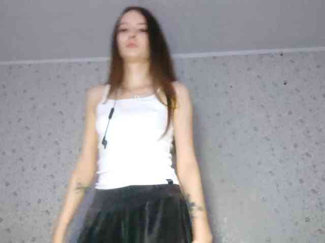 LeanaLomino webcam