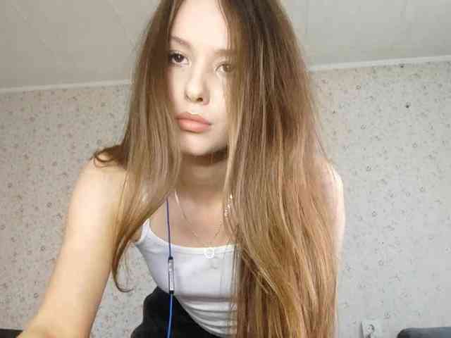 LeanaLomino webcam