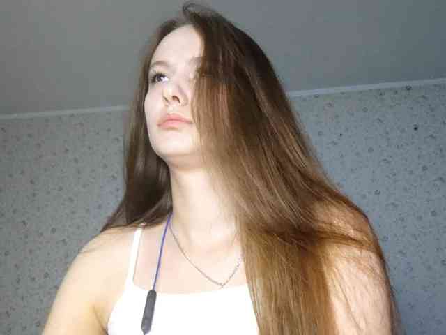 LeanaLomino webcam