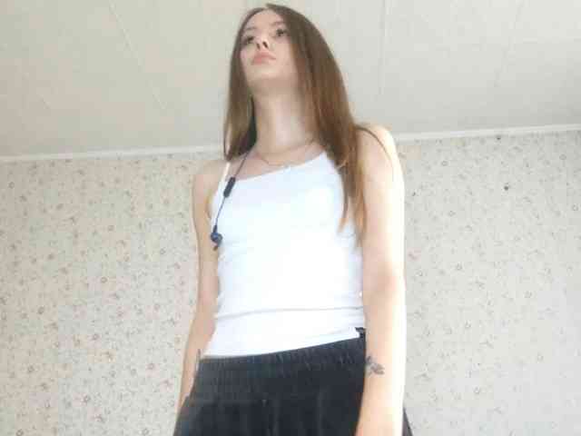 LeanaLomino webcam