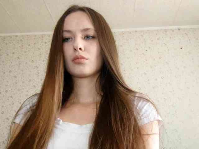 LeanaLomino webcam
