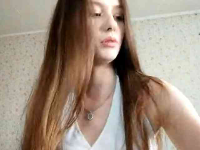 LeanaLomino webcam