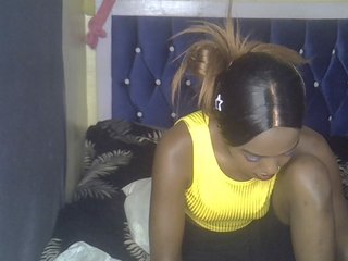 Tyra019a