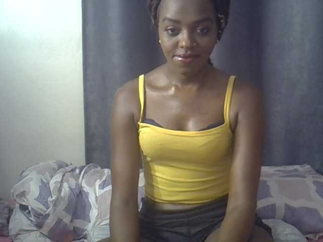 Tyra019a, en vivo ahora en BongaCams
