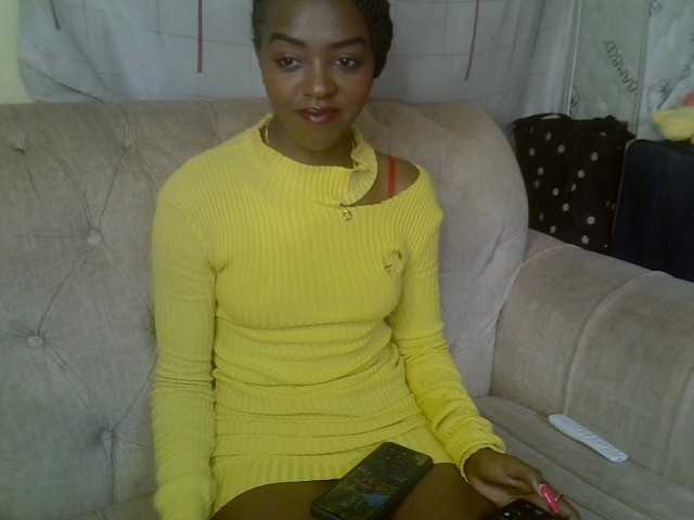 Tyra019a
