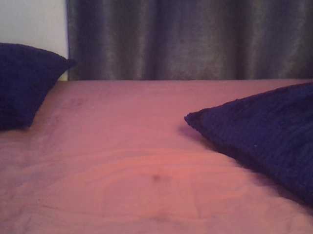 Tyra019a live cam on BongaCams