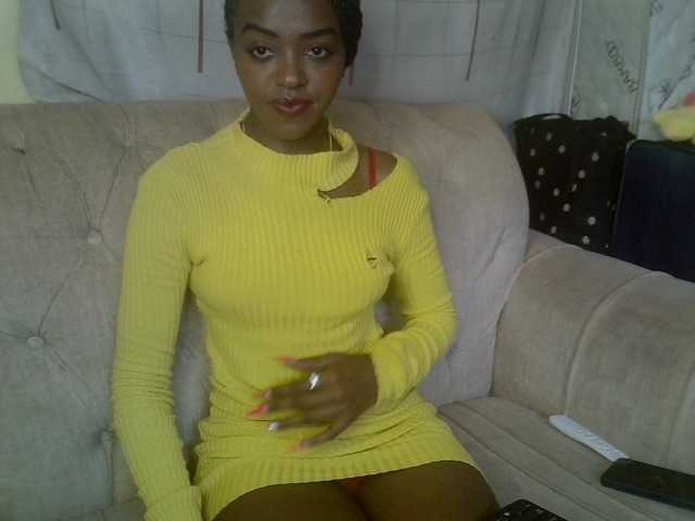 Tyra019a