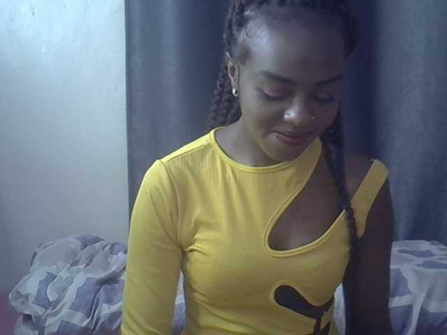 Tyra019a