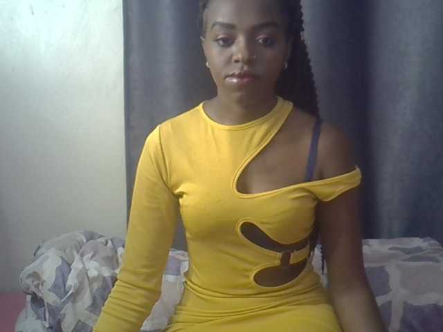 Tyra019a