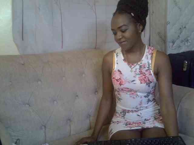 Tyra019a webcam
