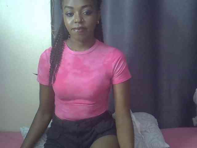 Tyra019a