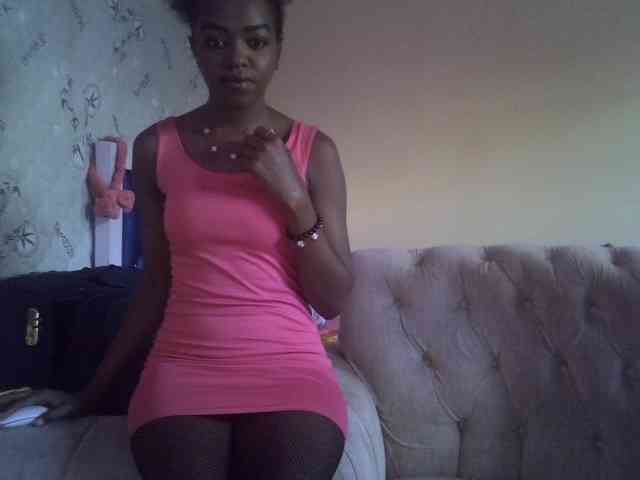 Tyra019a