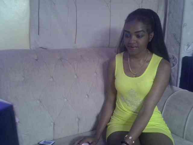 Tyra019a
