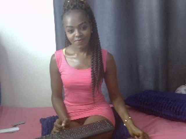 Tyra019a Tyra019a
