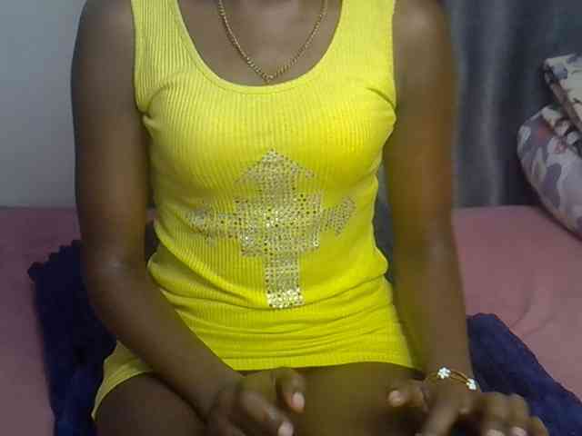 Tyra019a Tyra019a