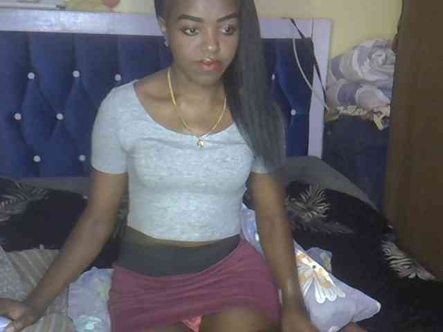 Tyra019a