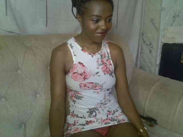 Tyra019a