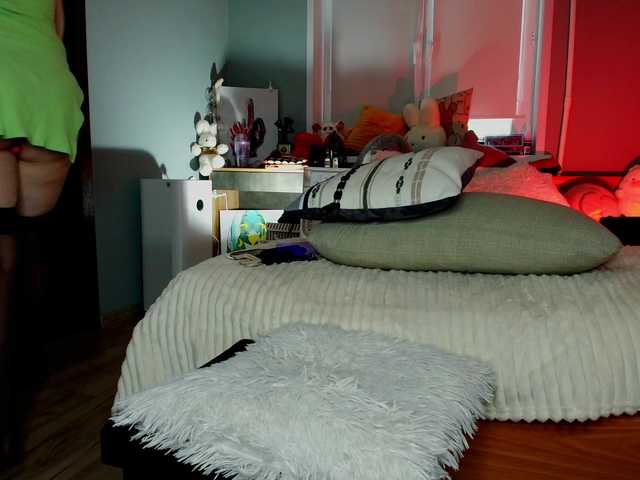 Rabbitshole live cam on BongaCams