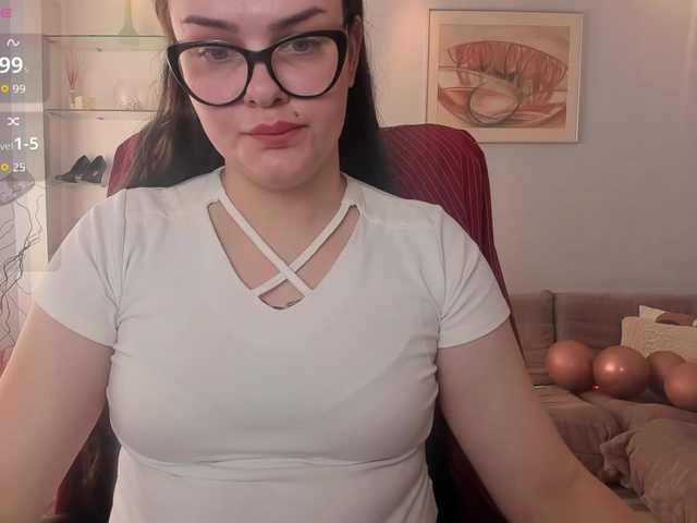 KamillaJei's BongaCams show and profile