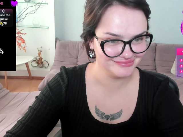 KamillaJei live cam on BongaCams