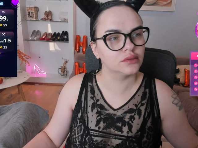 KamillaJei live cam on BongaCams
