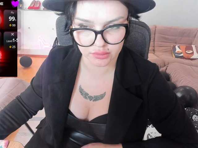 KamillaJei live cam on BongaCams