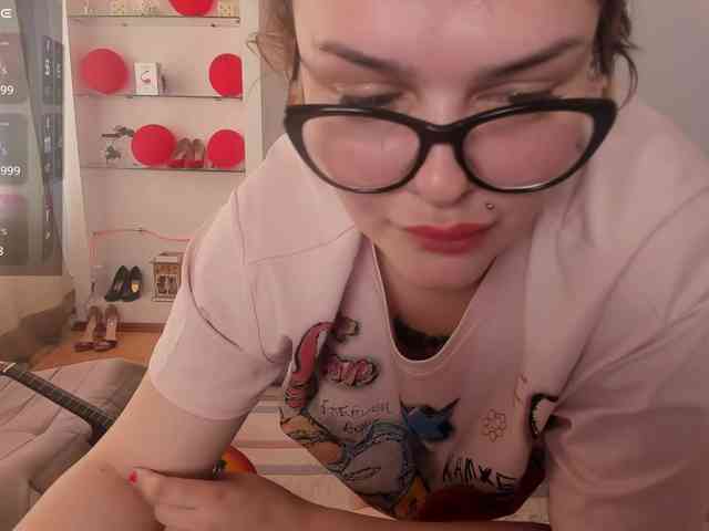 KamillaJei webcam
