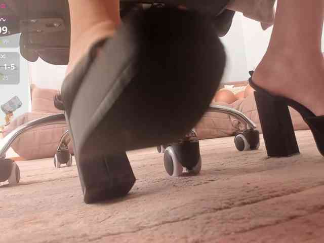 chat room online KamillaJei