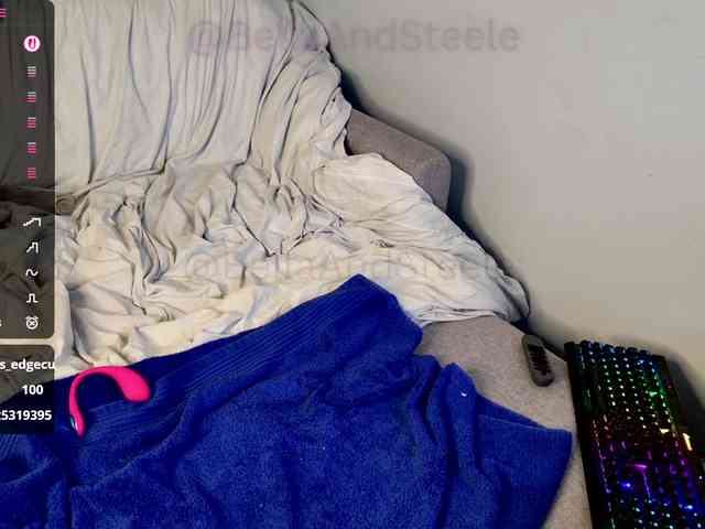 Bellaandsteele1 webcam