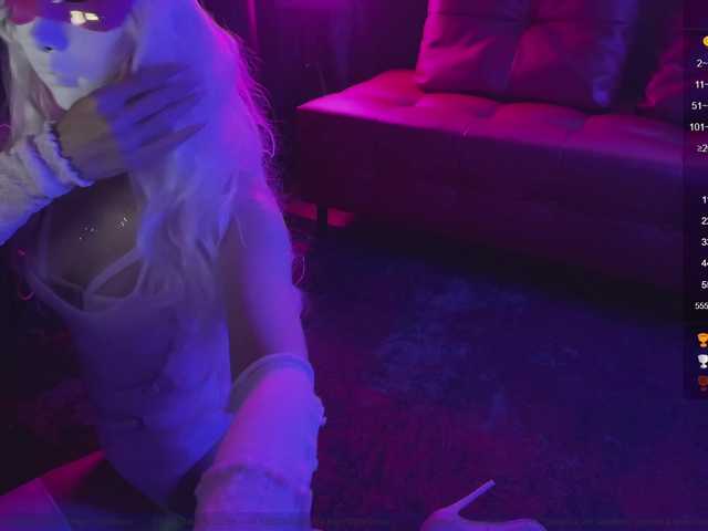 FemEnigma live webcam show