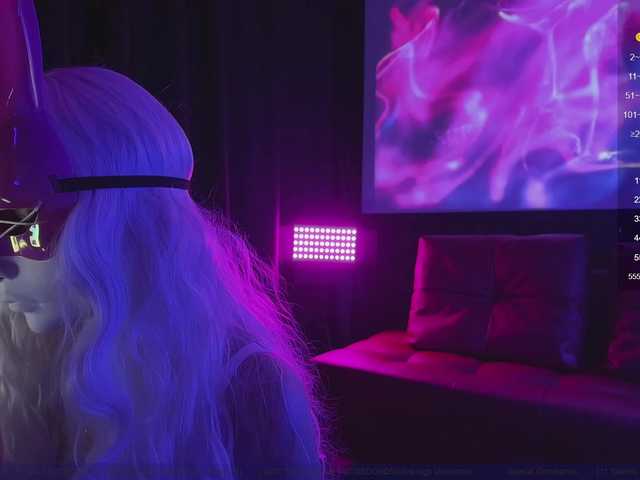 FemEnigma live webcam show