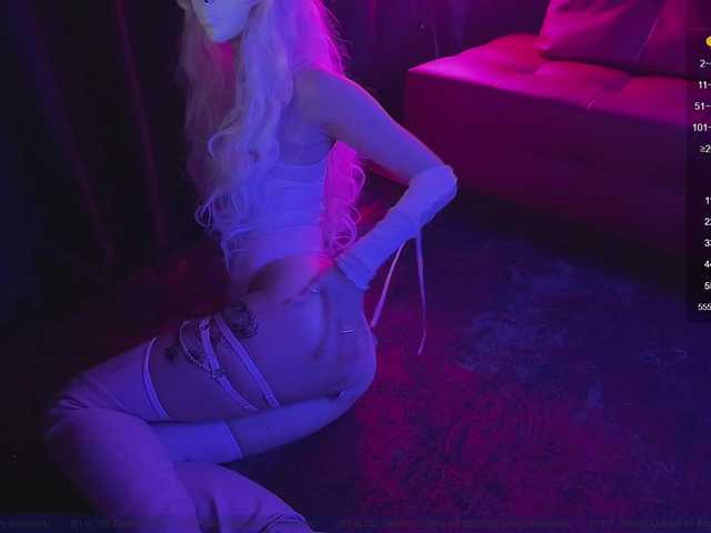 FemEnigma live cam on BongaCams