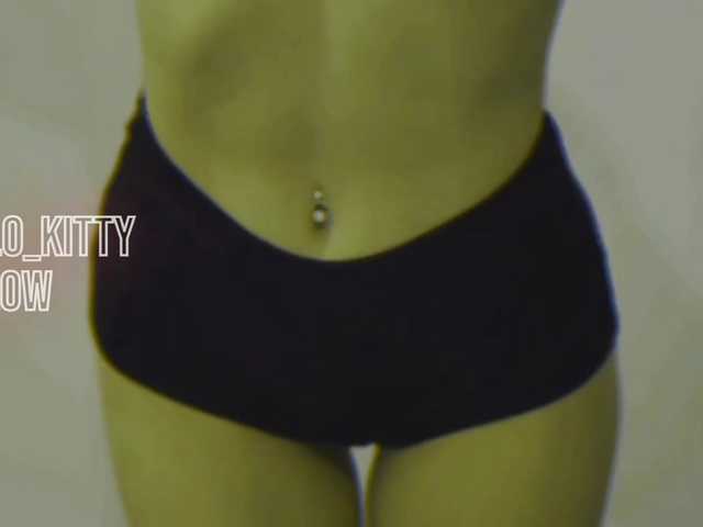 malenkaYA-1 live cam on BongaCams
