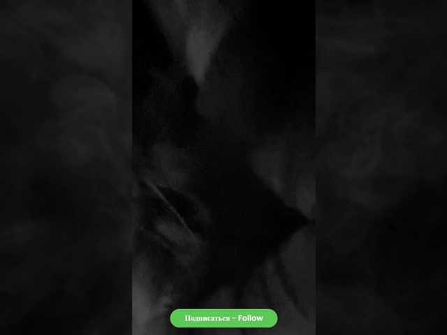 malenkaYA-1 live cam on BongaCams